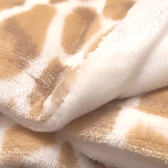 Rachel Zoe Baby Blanket Reversible Giraffe Animal Print RZ Baby Nursery Gift - Picture 16 of 17